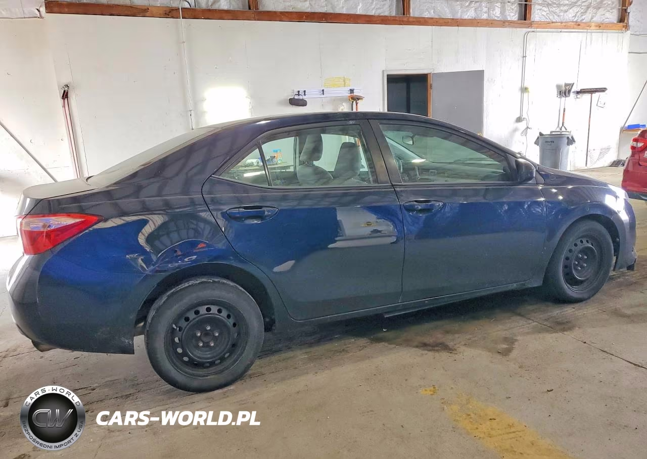 2017 Toyota Corolla Le VIN:2T1BURHE1HC941153 - 3