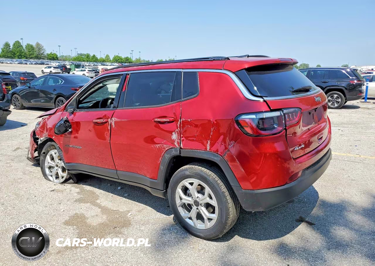 2025 Jeep Compass Latitude VIN:3C4NJDBN9ST540195 - 2