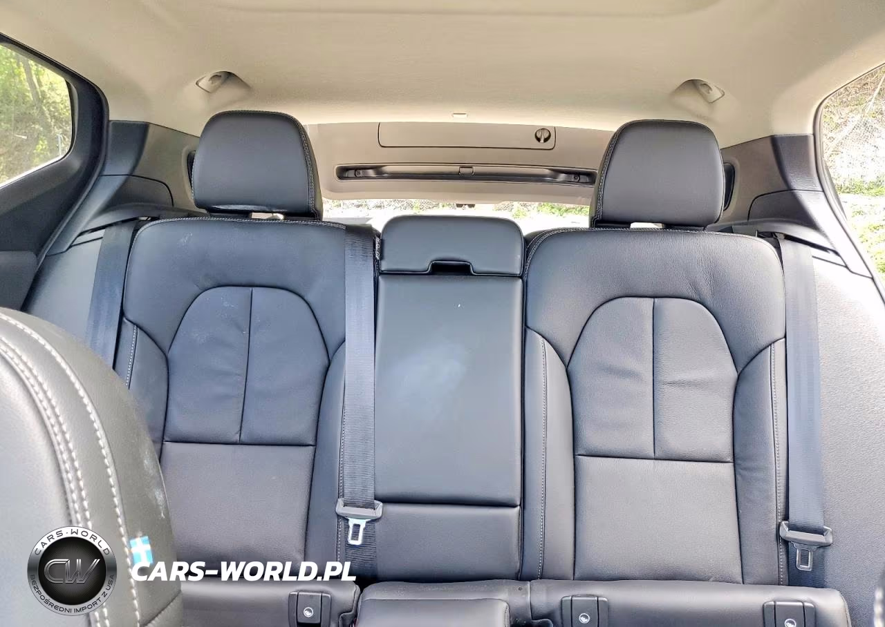 2022 Volvo Xc40 T5 Momentum VIN:YV4162UKXN2739251 - 10