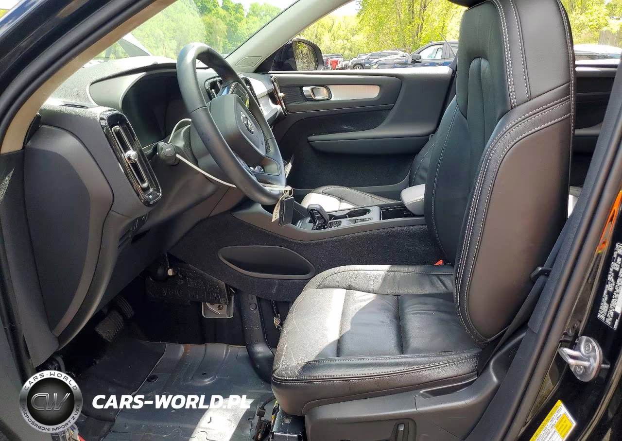 2022 Volvo Xc40 T5 Momentum VIN:YV4162UKXN2739251 - 7