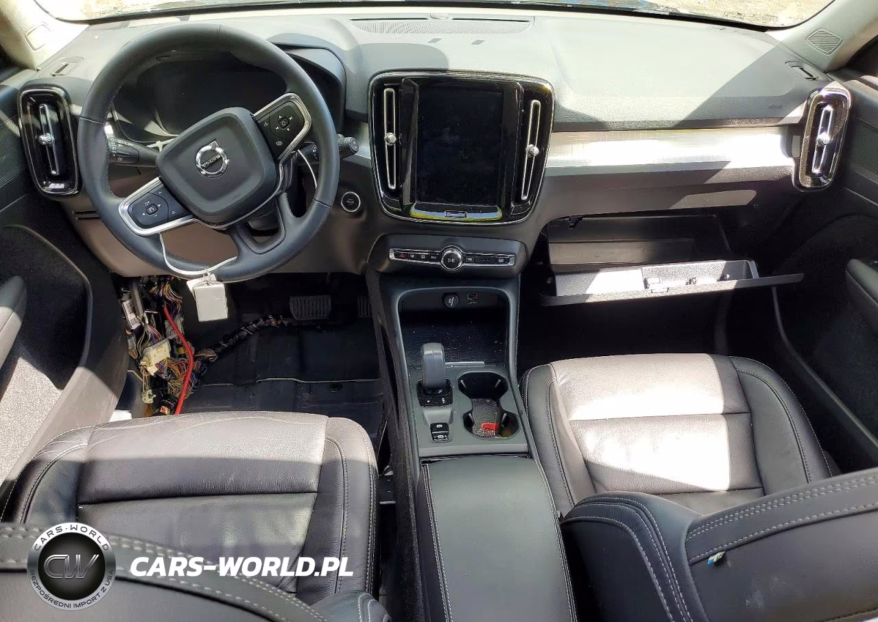 2022 Volvo Xc40 T5 Momentum VIN:YV4162UKXN2739251 - 8