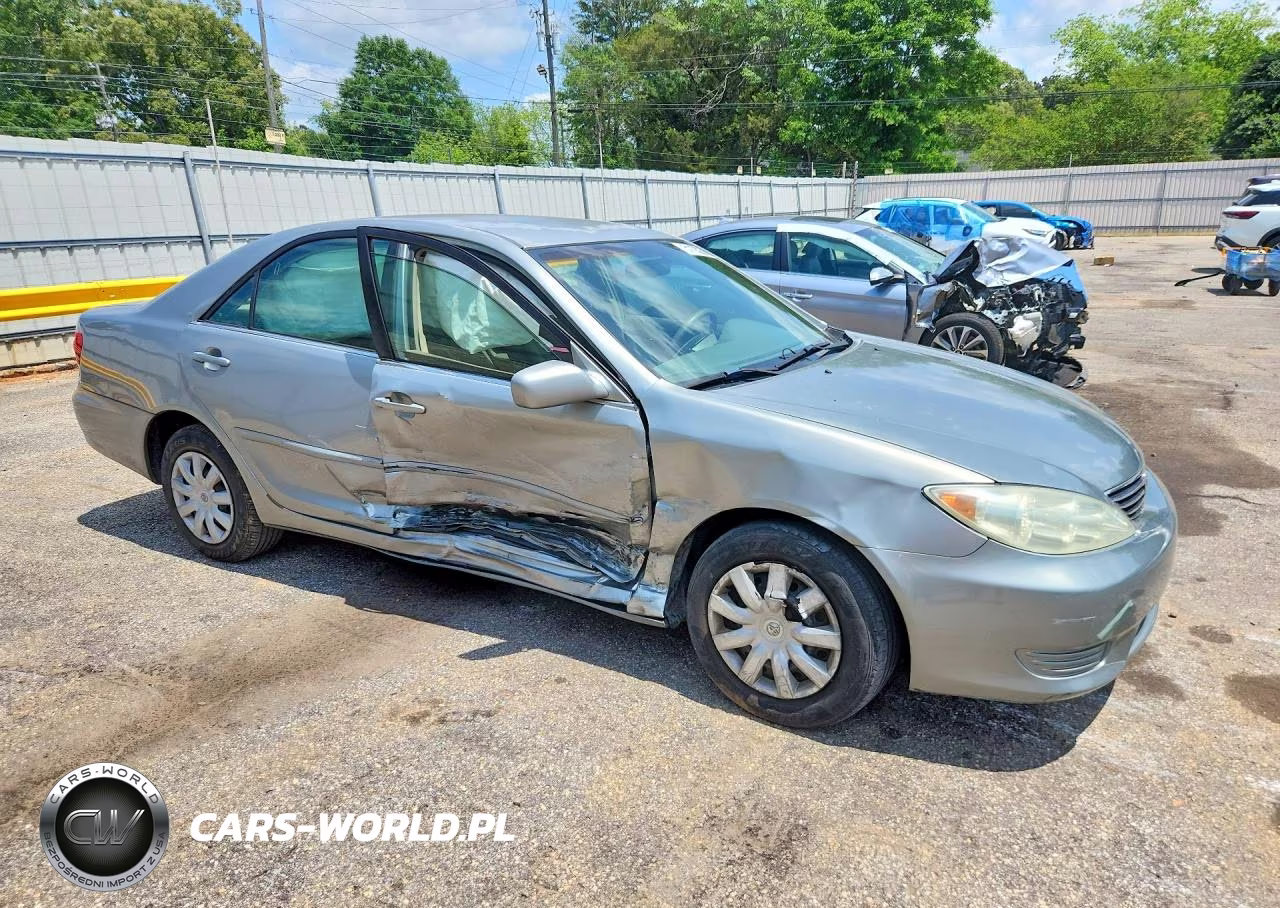 2005 Toyota Camry Le VIN:4T1BE30K65U557391 - 4
