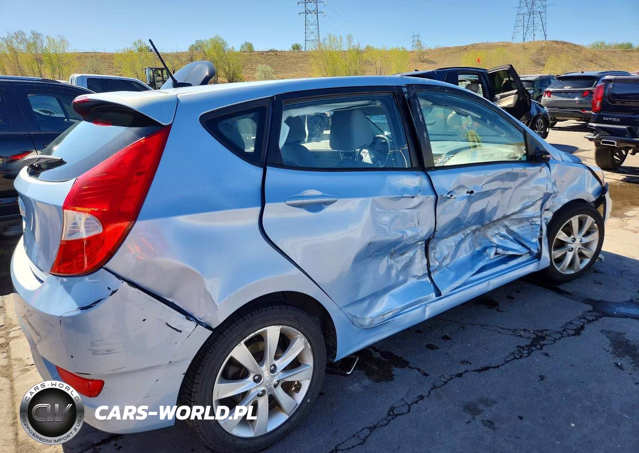 2014 Hyundai Accent Se VIN:KMHCU5AE6EU160095 - 3