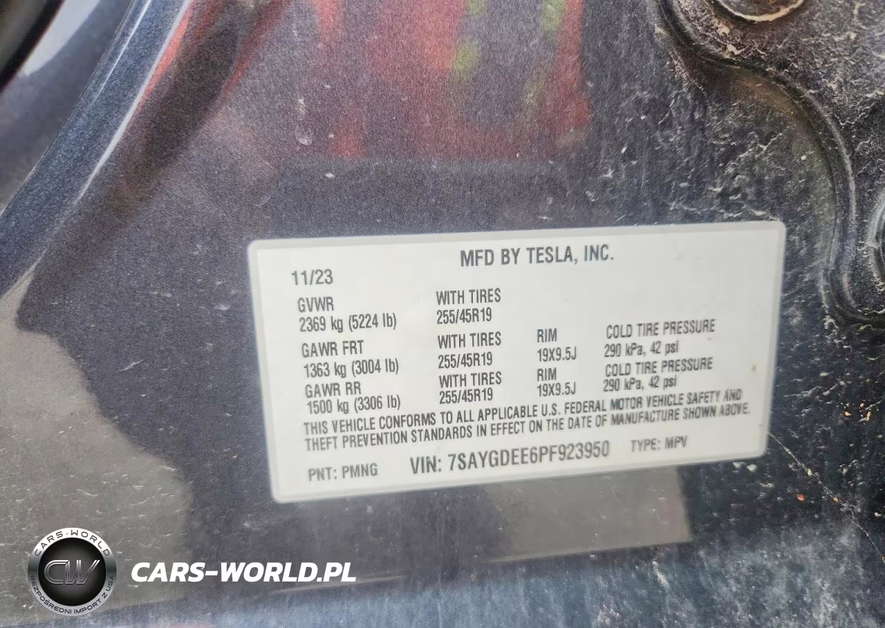 2023 Tesla Model Y VIN:7SAYGDEE6PF923950 - 13