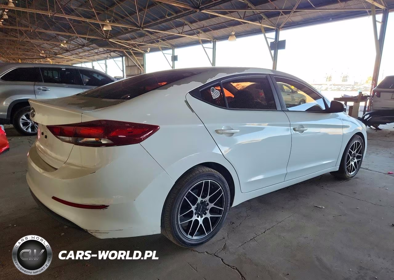 2018 Hyundai Elantra Se VIN:5NPD74LF7JH281142 - 3