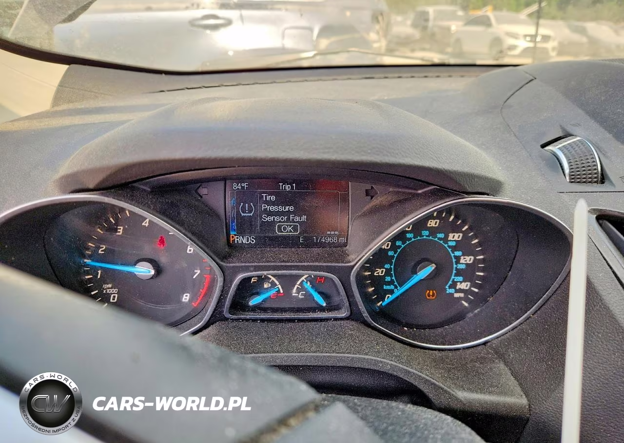 2014 Ford Escape Titanium VIN:1FMCU0J94EUC59049 - 9