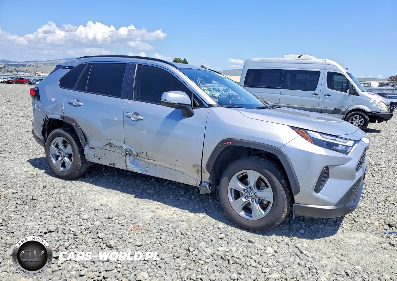 2024 Toyota Rav4 Hybrid Xle VIN:JTMRWRFV3RD263733 - 4