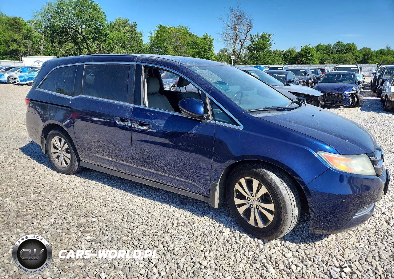 2015 Honda Odyssey Ex VIN:5FNRL5H43FB123093 - 4
