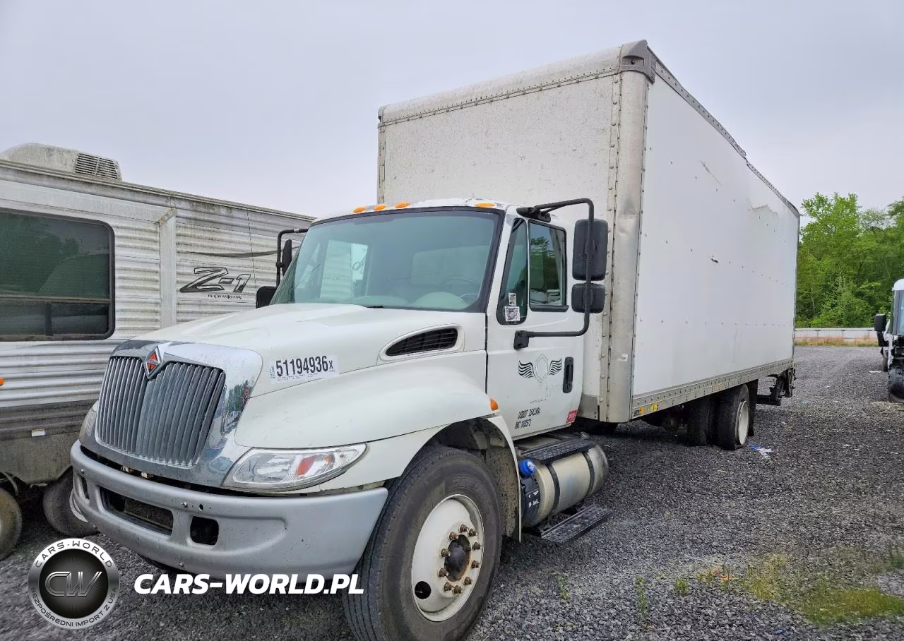 2017 International 4300 Box Truck VIN:1HTMMMML2HH429979 - 2
