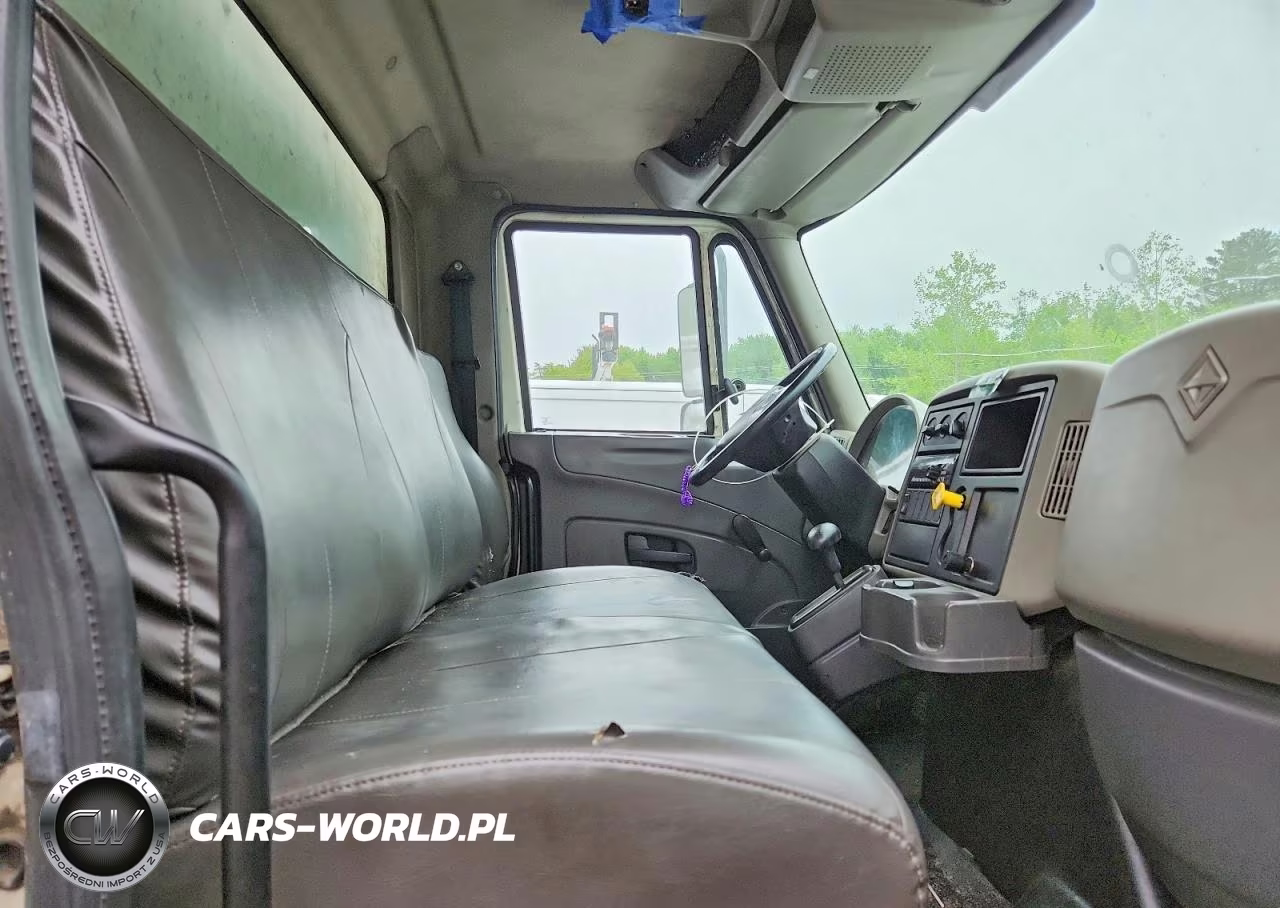 2017 International 4300 Box Truck VIN:1HTMMMML2HH429979 - 5