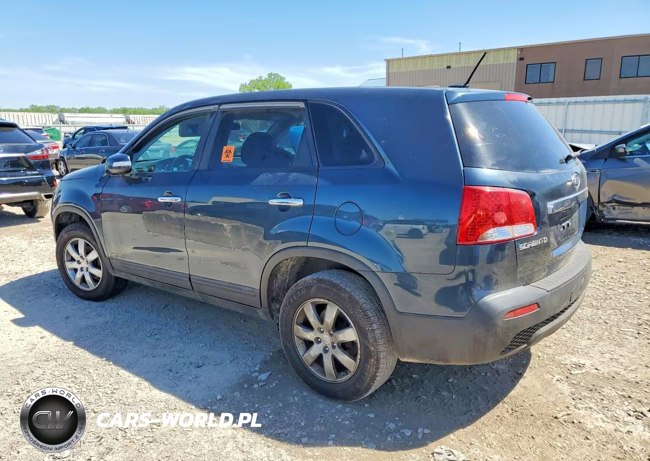 2011 Kia Sorento Lx VIN:5XYKTCA16BG155318 - 2