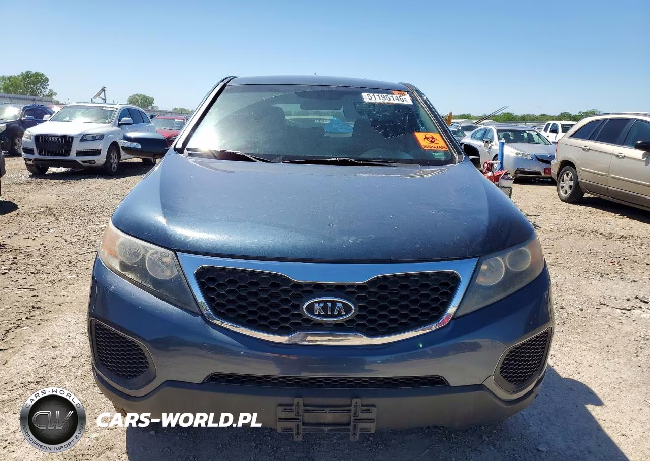 2011 Kia Sorento Lx VIN:5XYKTCA16BG155318 - 5