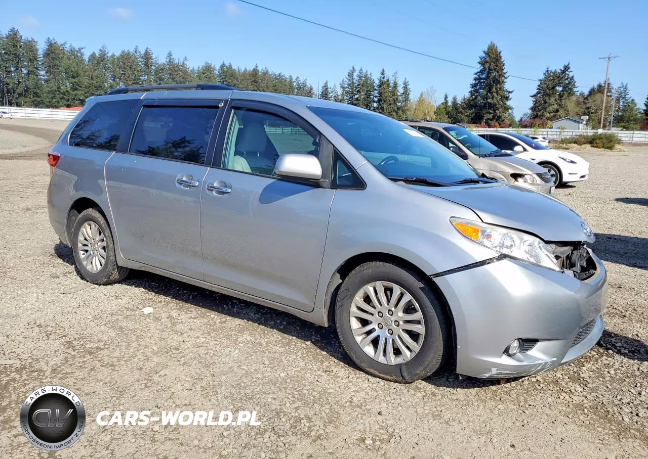 2015 Toyota Sienna Xle Premium 8-Passenger VIN:5TDYK3DC6FS589063 - 4
