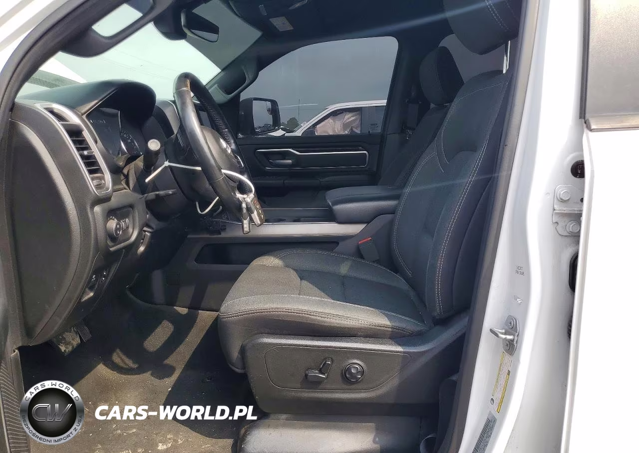 2019 Ram 1500 Big Horn VIN:1C6RREFT1KN851880 - 7