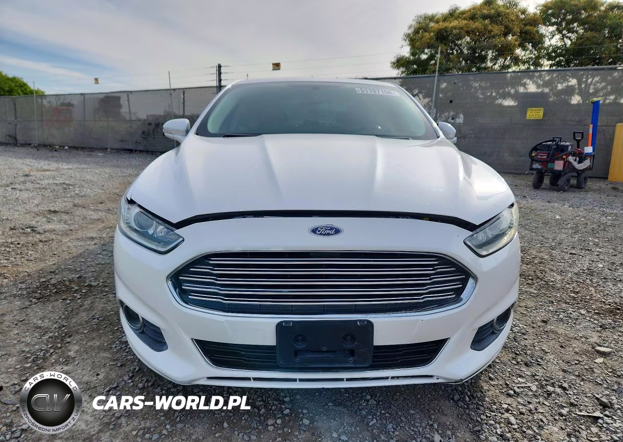 2015 Ford Fusion S Fwd VIN:3FA6P0K94FR140973 - 5