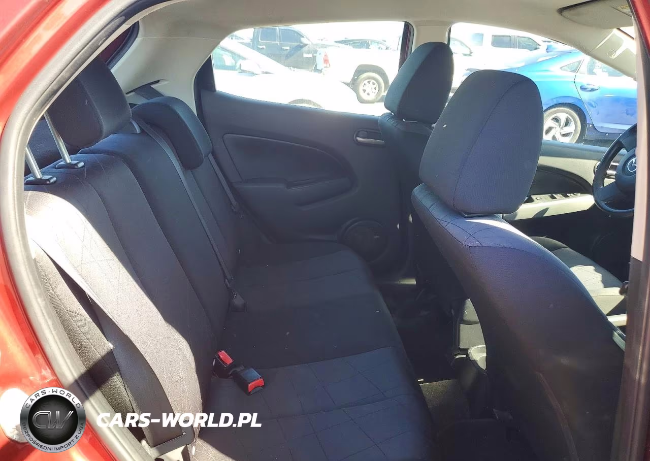 2014 Mazda Mazda2 Sport VIN:JM1DE1KZ8E0178993 - 10