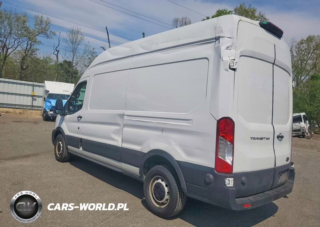 2022 Ford Transit 250 Delivery Van VIN:1FTBR1X83NKA23137 - 2