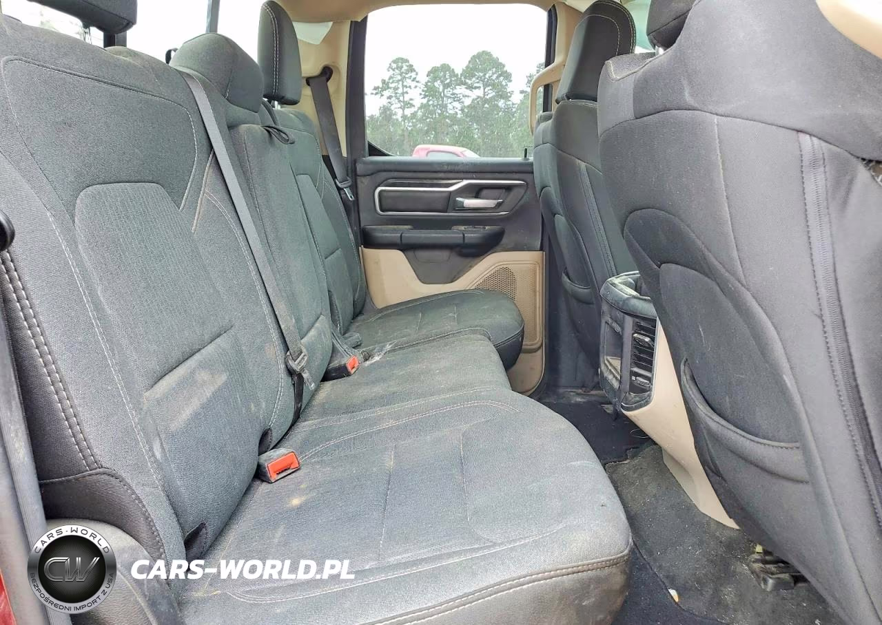 2021 Ram 1500 Big Horn VIN:1C6RREBT0MN609946 - 10