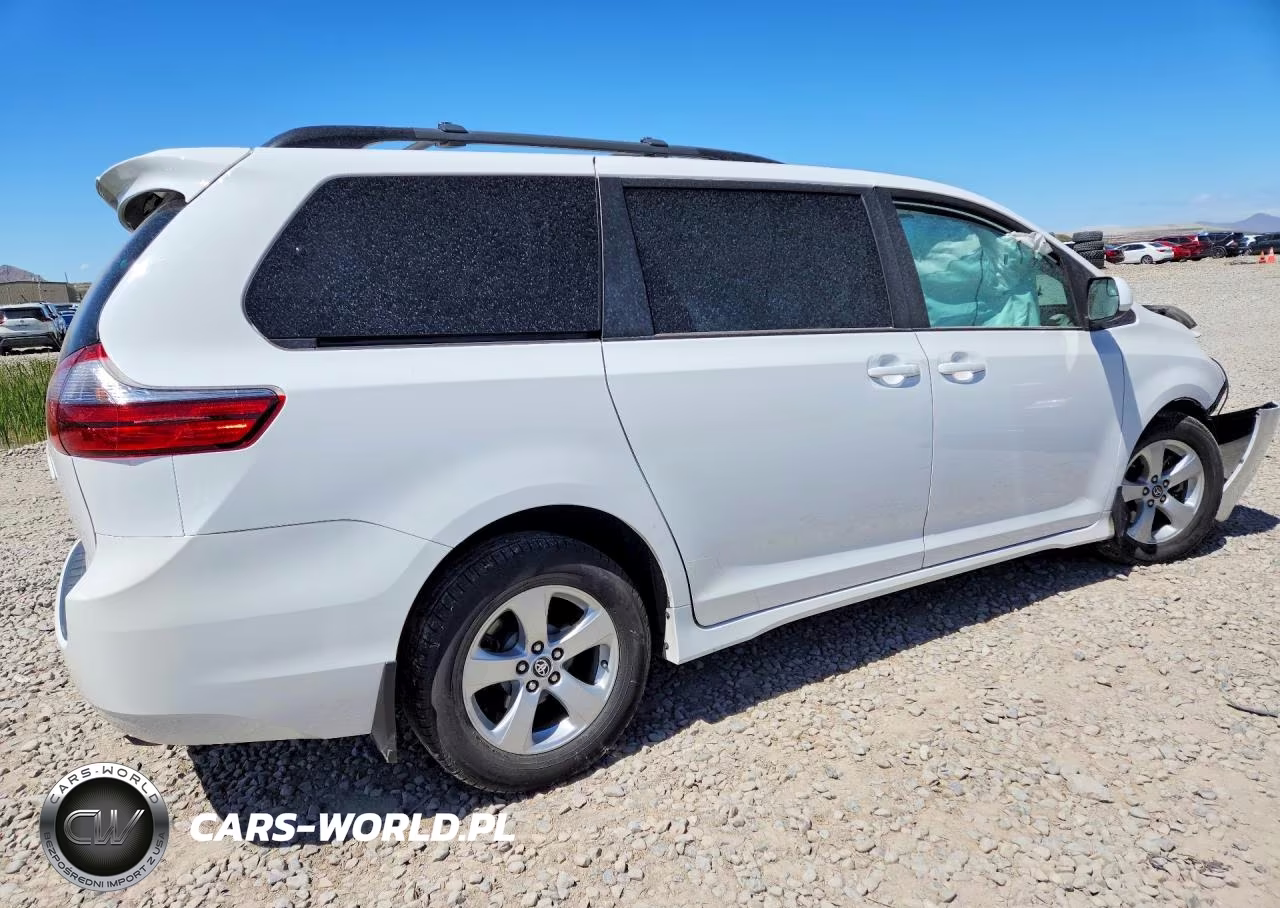 2020 Toyota Sienna Le VIN:5TDKZ3DC4LS028129 - 3