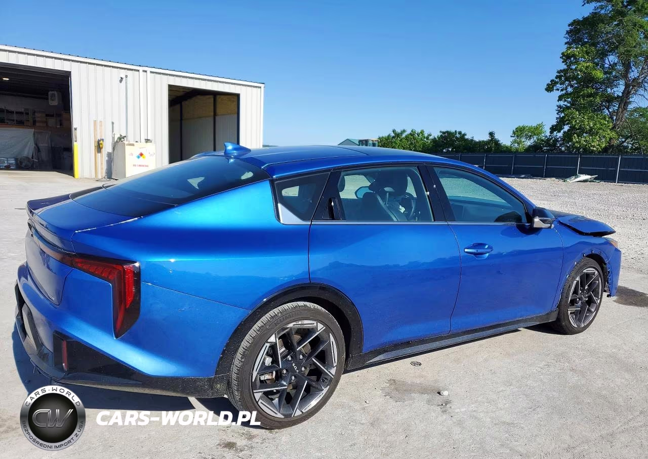2025 Kia K4 Gt Line VIN:3KPFW4DE0SE080643 - 3