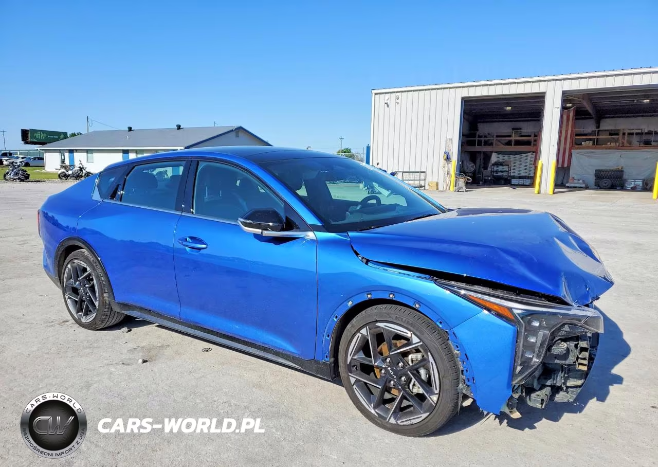 2025 Kia K4 Gt Line VIN:3KPFW4DE0SE080643 - 4