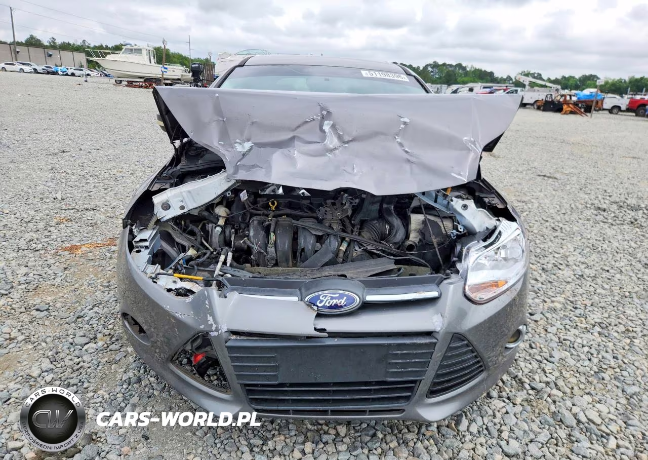 2013 Ford Focus Se VIN:1FADP3K24DL104594 - 5