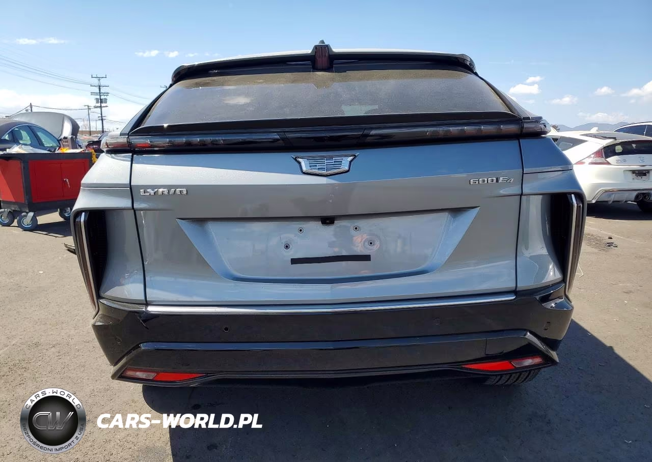 2026 Cadillac Lyriq Luxury VIN:1GYKPNRL9TZ301293 - 6