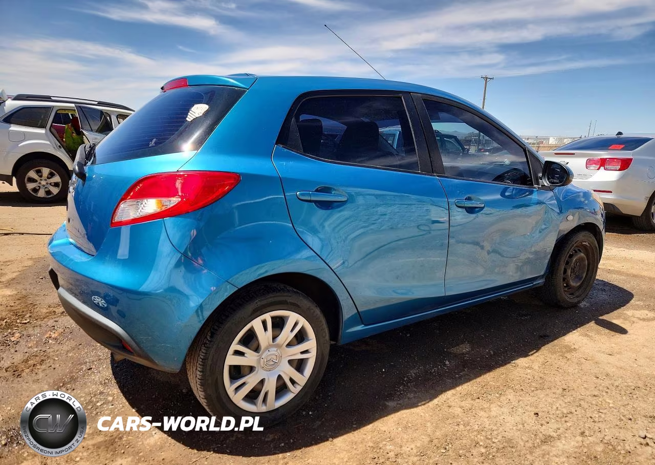 2012 Mazda Mazda2 VIN:JM1DE1KY3C0144688 - 3