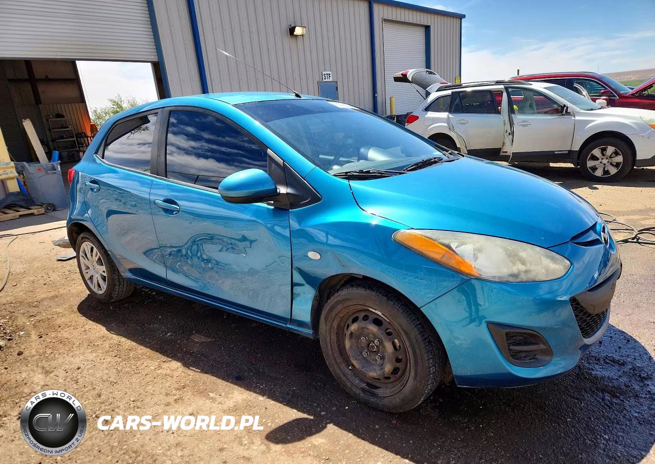 2012 Mazda Mazda2 VIN:JM1DE1KY3C0144688 - 4