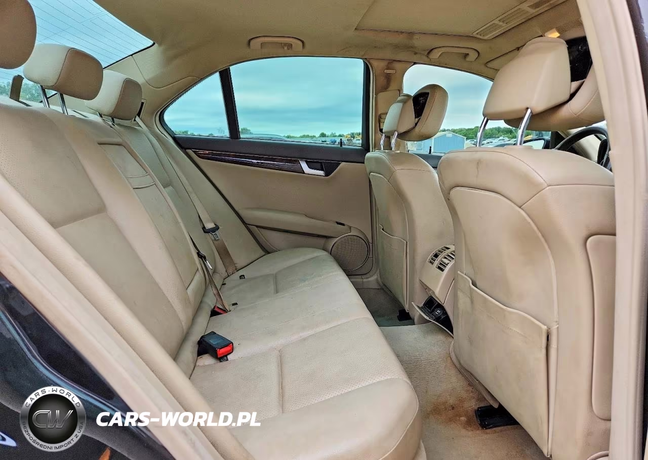 2012 Mercedes Benz C 250 VIN:WDDGF4HB8CR213438 - 10