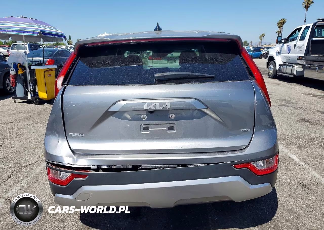 2023 Kia Niro Lx VIN:KNDCP3LE2P5065253 - 6