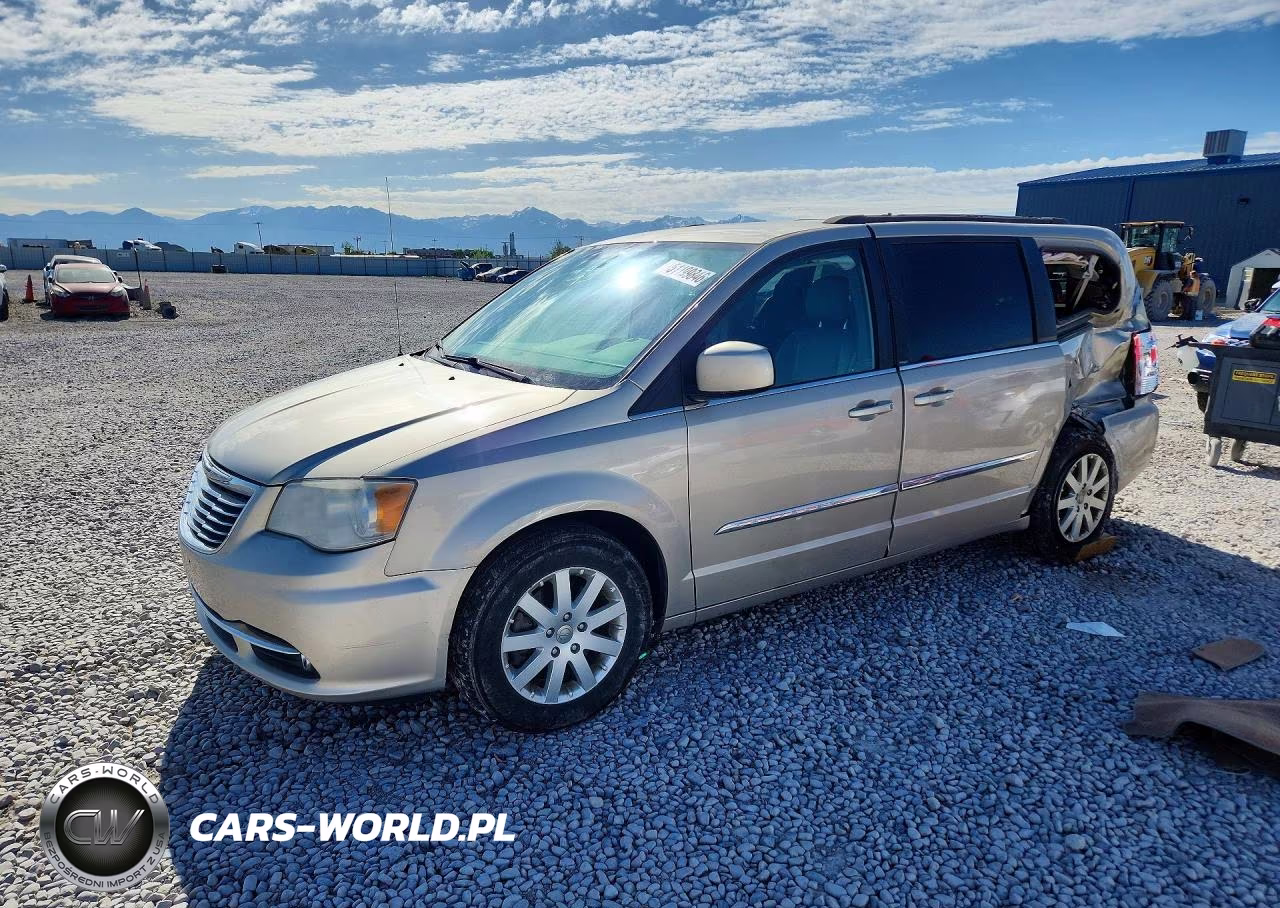 2014 Chrysler Town & Country Touring