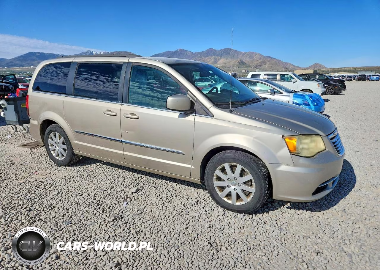 2014 Chrysler Town & Country Touring VIN:2C4RC1BG2ER233762 - 4