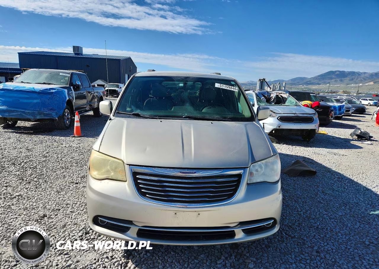 2014 Chrysler Town & Country Touring VIN:2C4RC1BG2ER233762 - 5