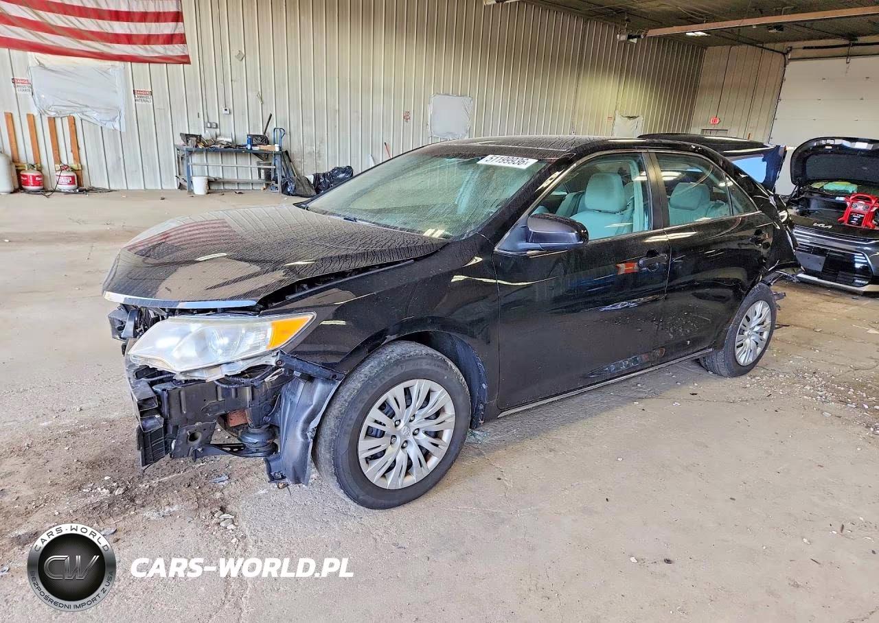 2012 Toyota Camry Le – zdjęcie 1 z 13