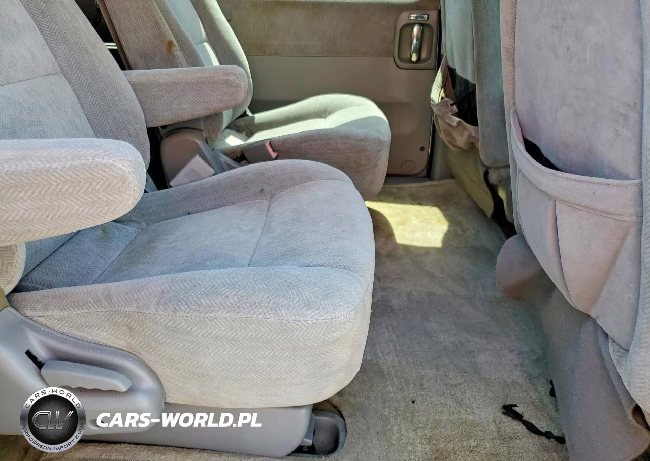 2005 Kia Sedona Lx VIN:KNDUP132056703845 - 11