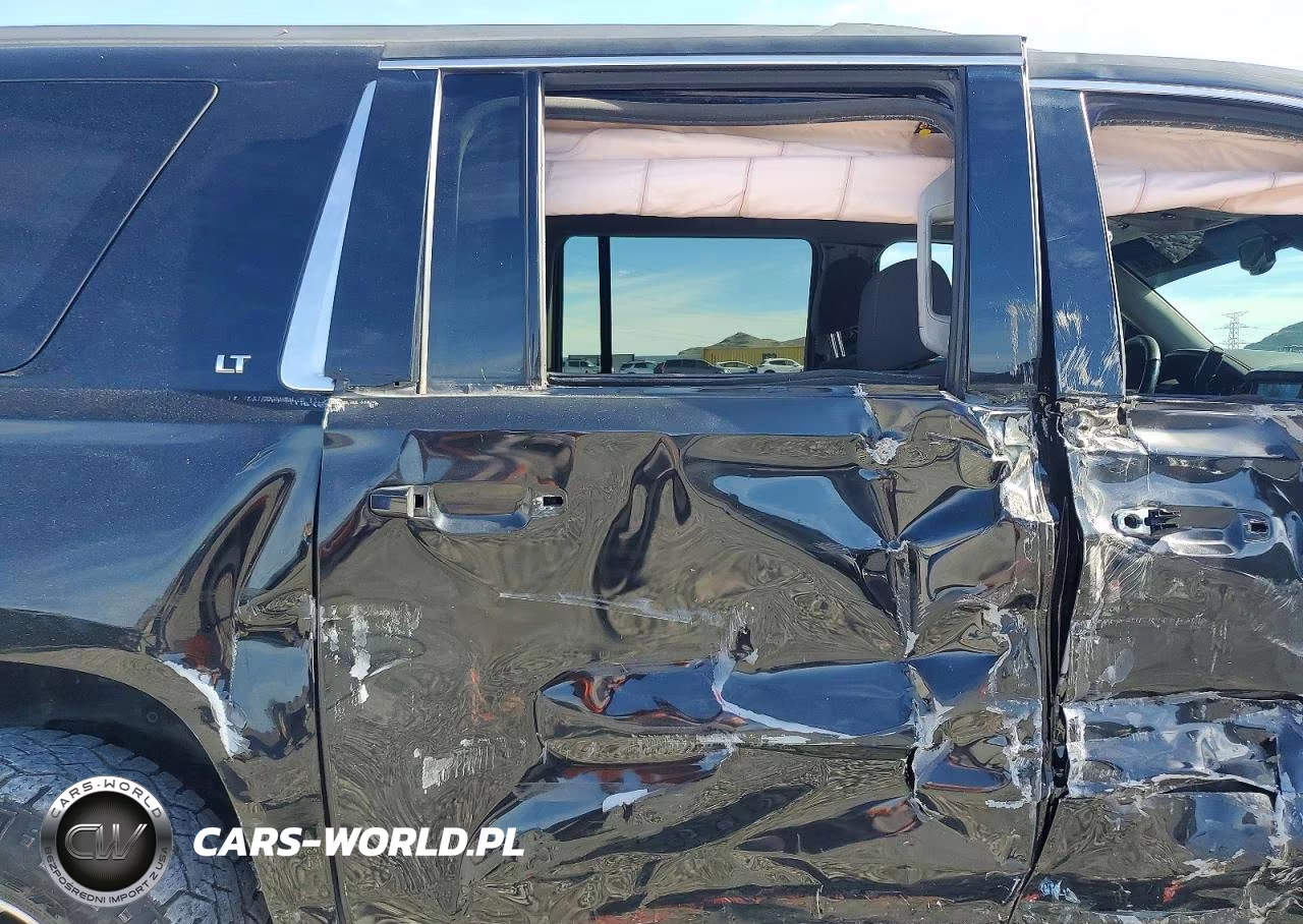 2017 Chev Suburban Ls 1500 VIN:1GNSCHKC9HR162715 - 11