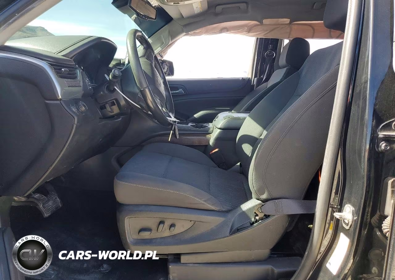 2017 Chev Suburban Ls 1500 VIN:1GNSCHKC9HR162715 - 7