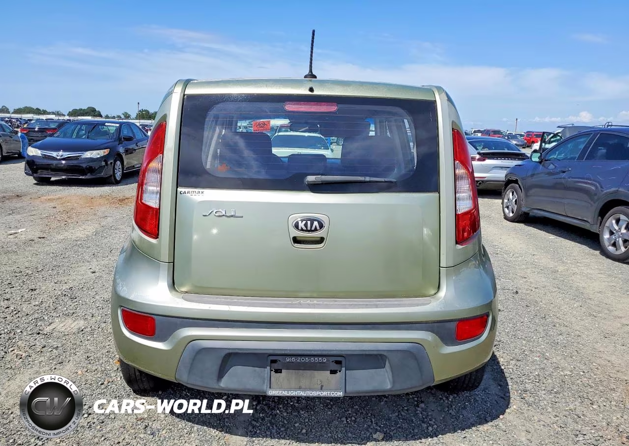 2013 Kia Soul Base VIN:KNDJT2A56D7528365 - 6