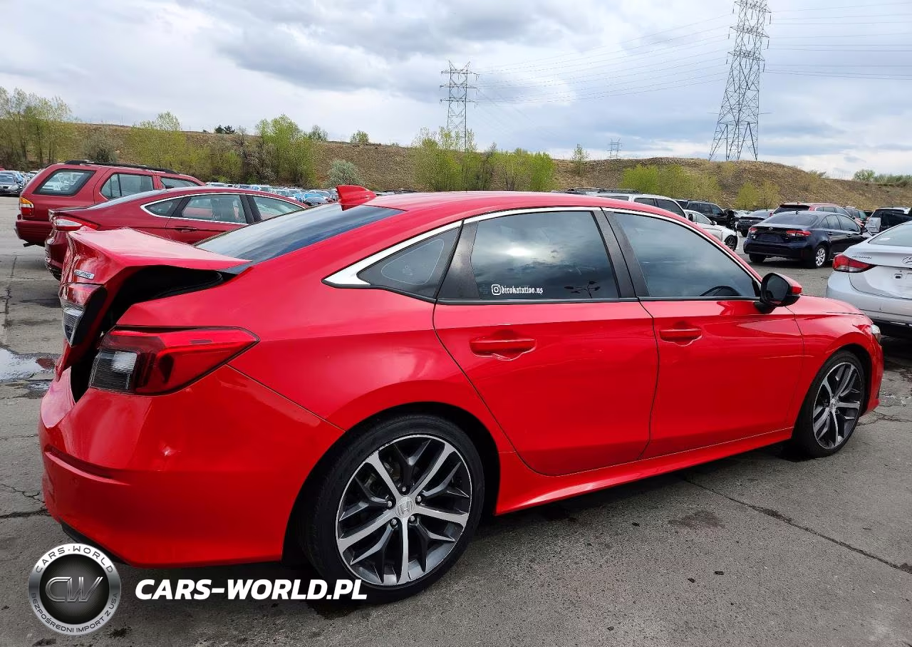 2022 Honda Civic Touring VIN:2HGFE1F92NH300604 - 3