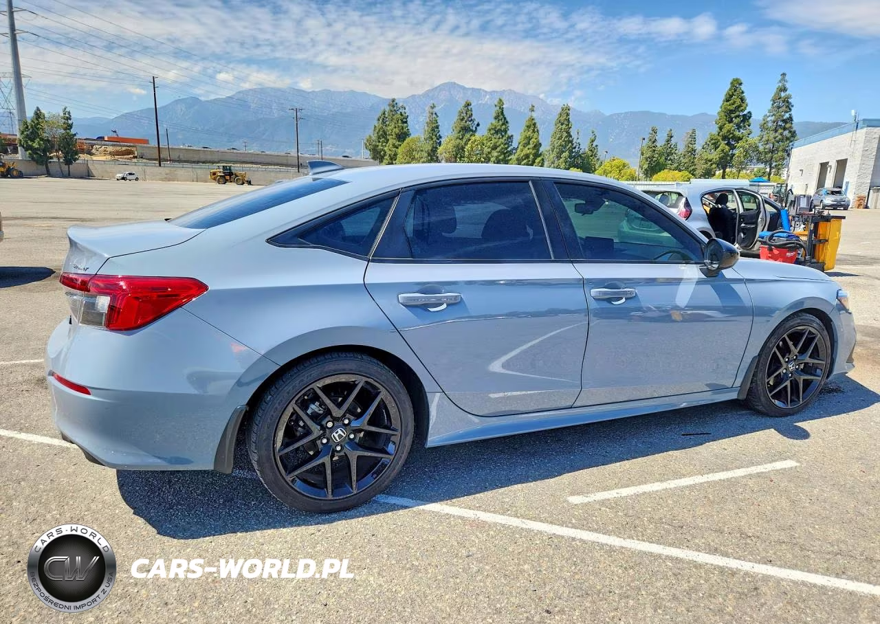 2024 Honda Civic Sport VIN:2HGFE2F50RH500146 - 3