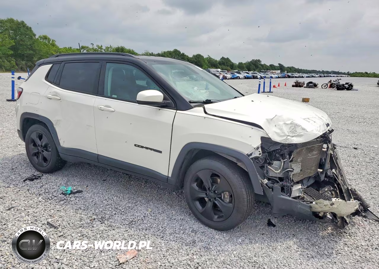2021 Jeep Compass Latitude VIN:3C4NJCBB3MT587144 - 4