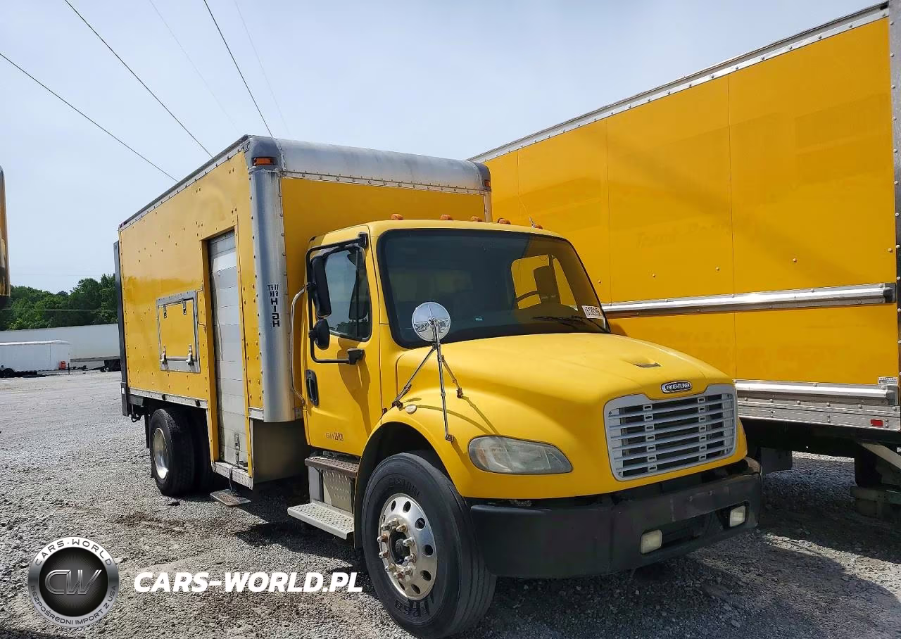 2007 Freightliner M2 106 Med - Box Truck