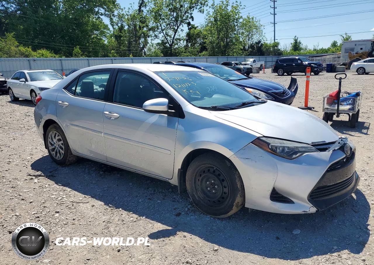 2019 Toyota Corolla Le VIN:2T1BURHE6KC151211 - 4