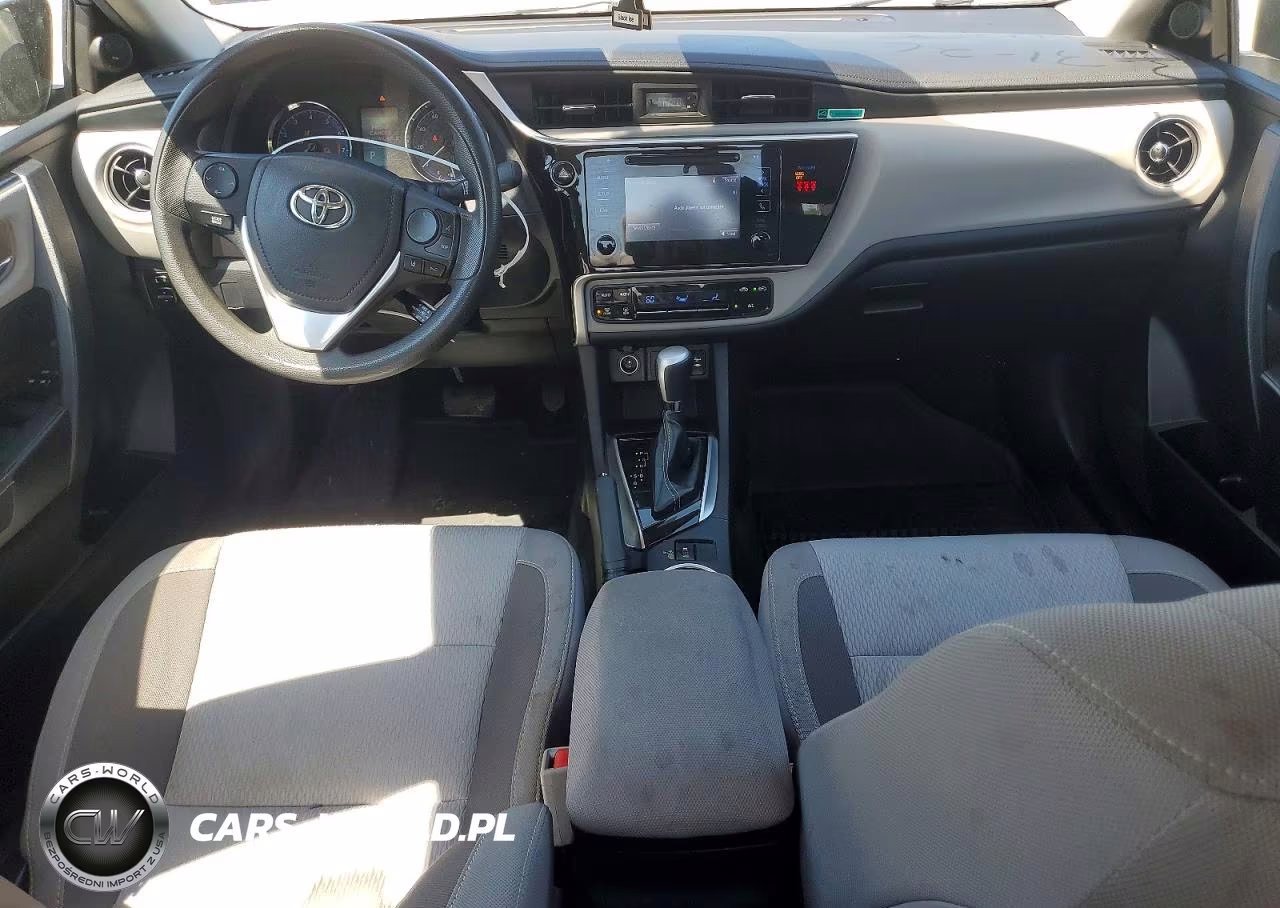 2019 Toyota Corolla Le VIN:2T1BURHE6KC151211 - 8