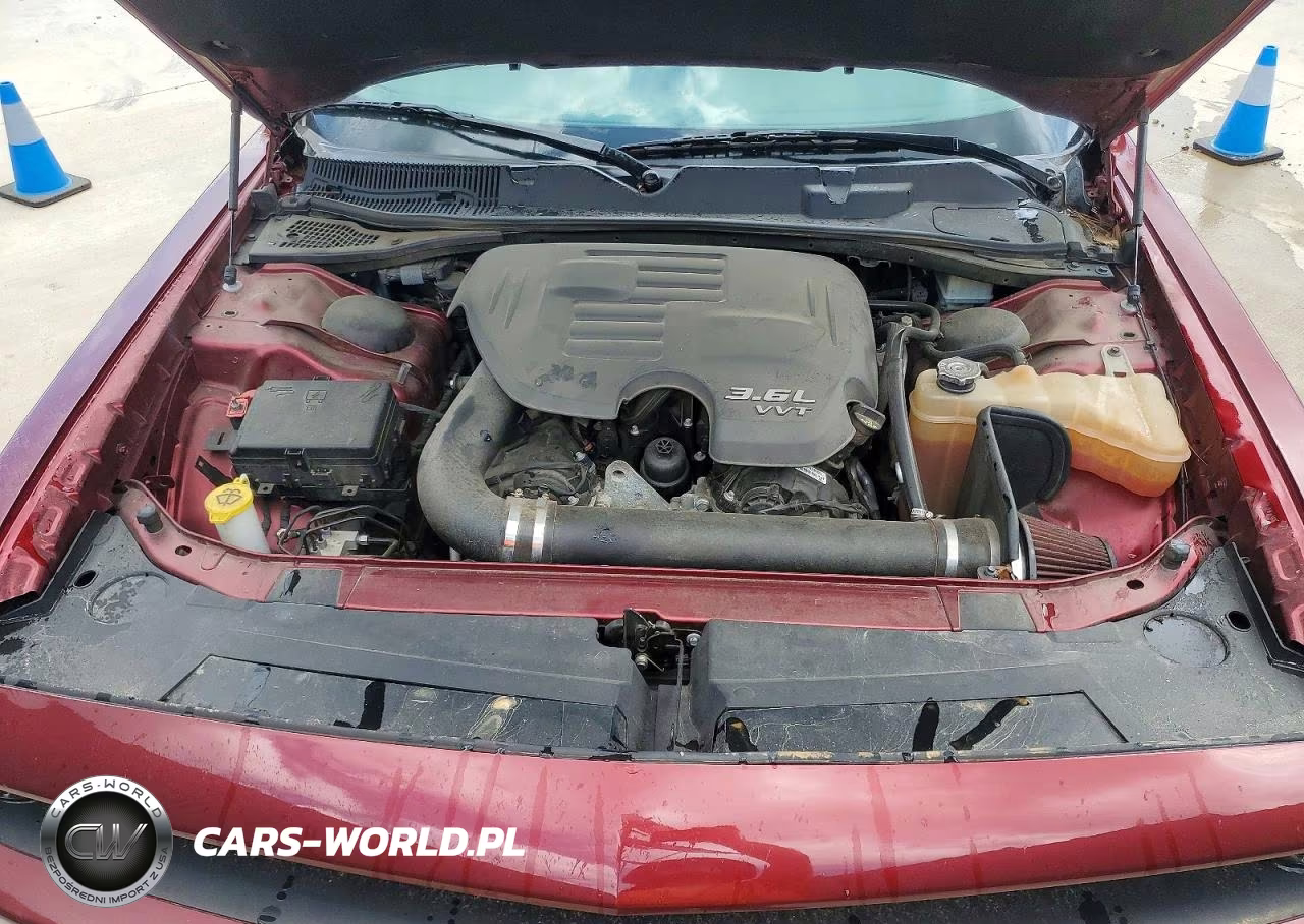 2018 Dodge Challenger Sxt VIN:2C3CDZAG1JH332662 - 11