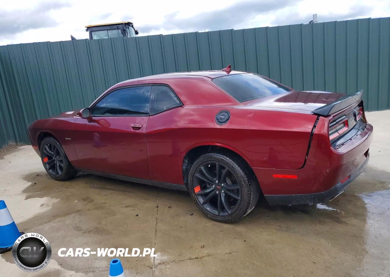 2018 Dodge Challenger Sxt VIN:2C3CDZAG1JH332662 - 2