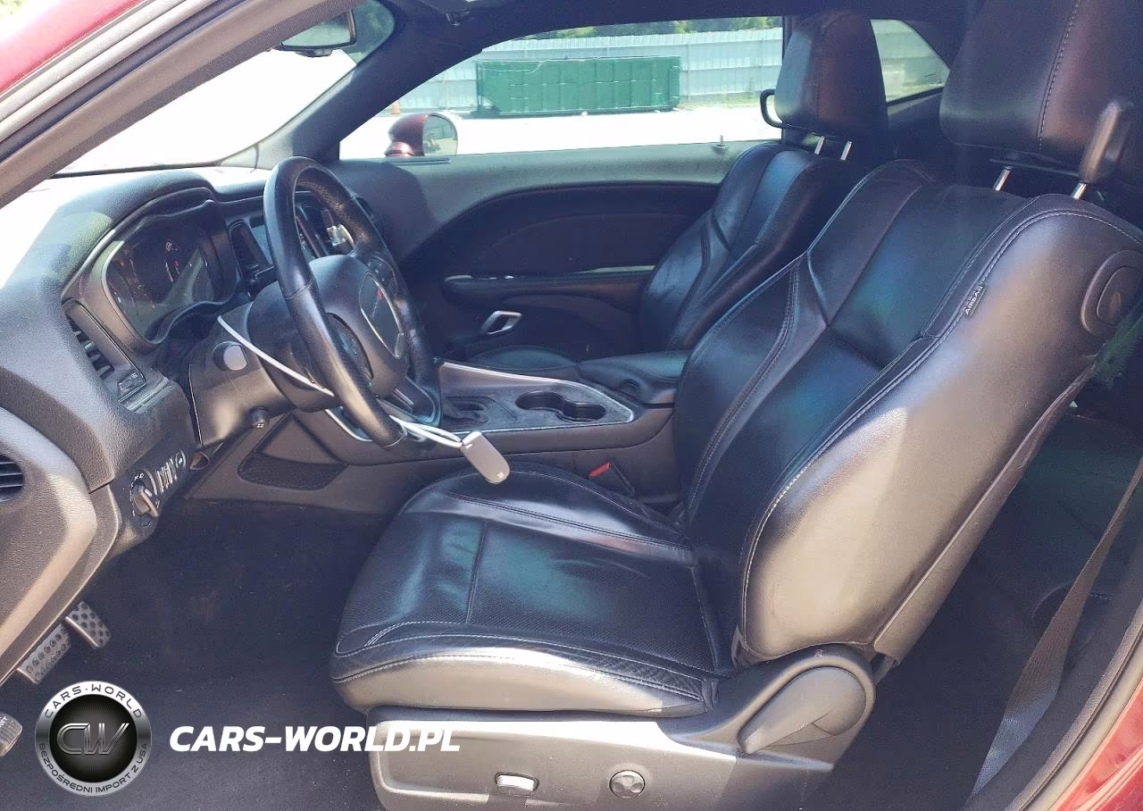 2018 Dodge Challenger Sxt VIN:2C3CDZAG1JH332662 - 7
