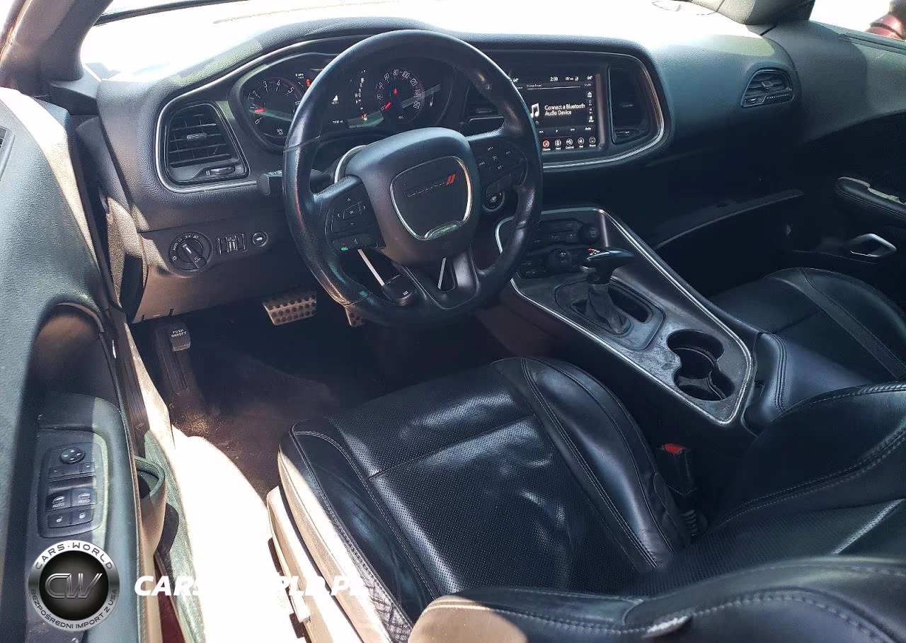 2018 Dodge Challenger Sxt VIN:2C3CDZAG1JH332662 - 8