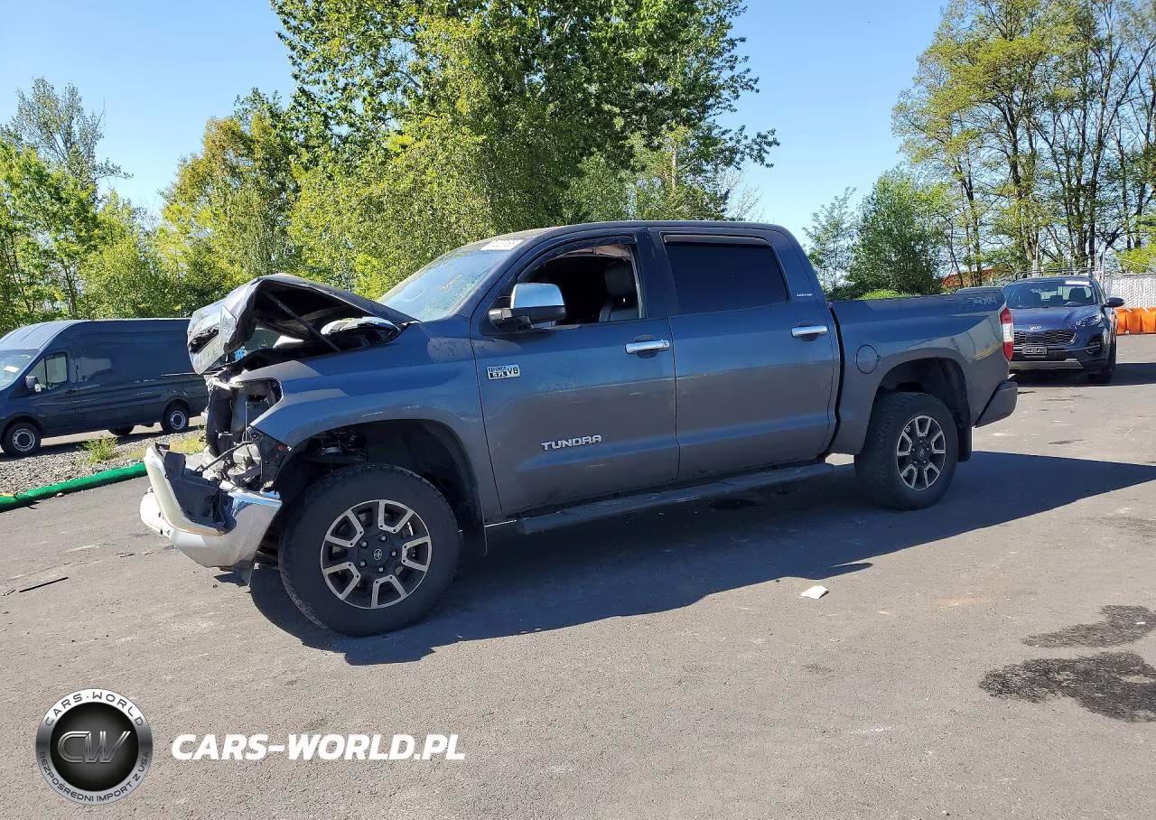 2017 Toyota Tundra Crewmax Limited